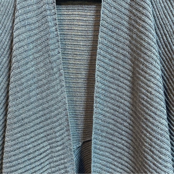 Eileen Fisher 100% Wool Open Front Knit Shawl Collar Diagonal Hem Cardigan PM - Picture 4 of 9